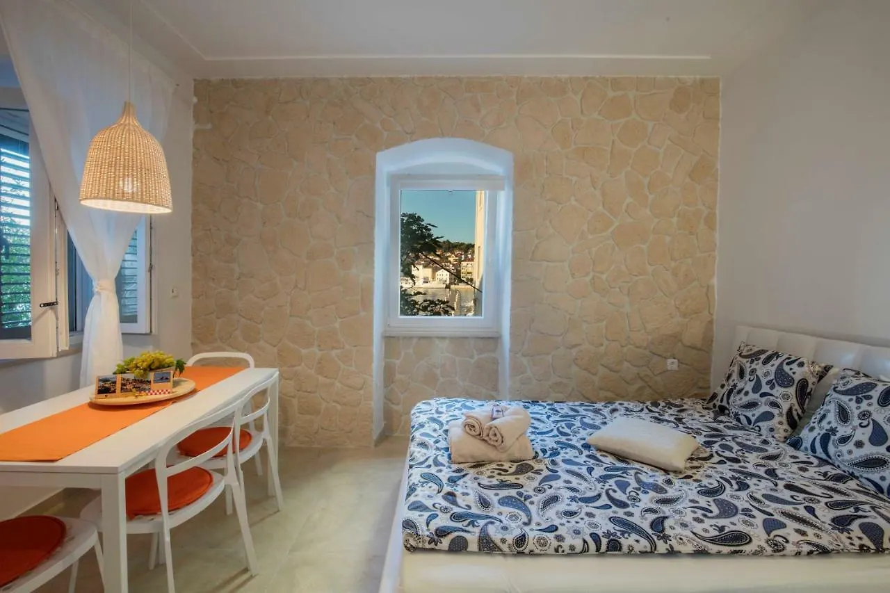 Season4All Apartments Mali Losinj Croatia